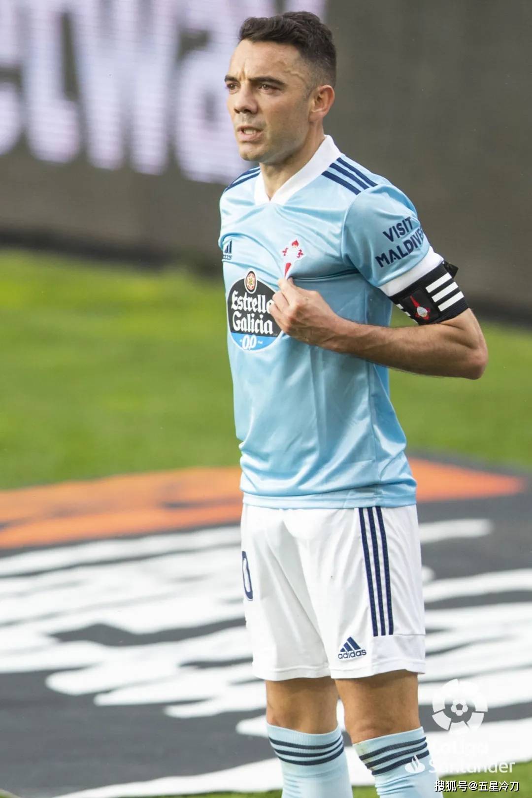 包含今夜突围战来临，达拉斯独行侠围绕西甲临场应变，态度坚定，球队文化再被提及的词条