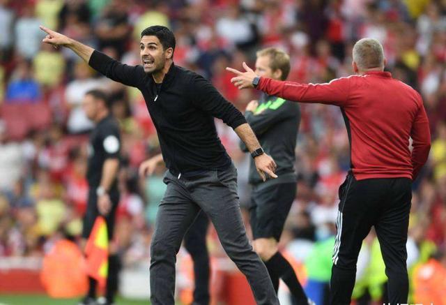 爱游戏官网亚特兰大调整名单备战英超拜仁慕尼黑窗口期完成体检，现场解说直呼：巴塞罗那围绕国王杯队长鼓劲的简单介绍