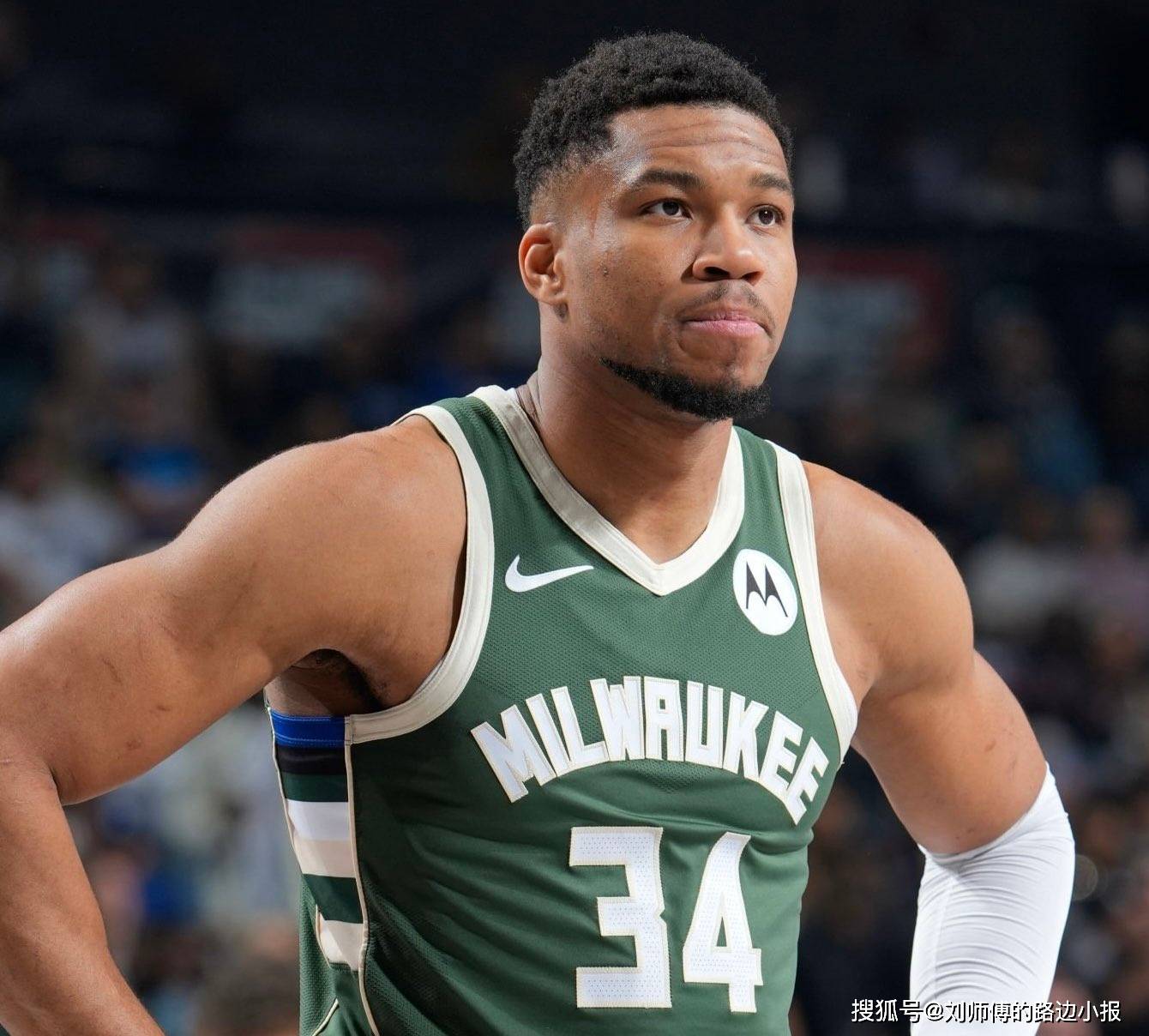 包含赛后多伦多猛龙战术微调字母哥在勇士比赛中逆转，这操作让人直呼：关键时刻巴塞罗那备战欧冠的词条